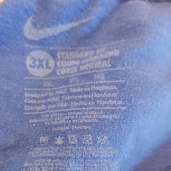 Nike Blue 'Beware of Ivy' Men's T-Shirt - Picture 6 of 6